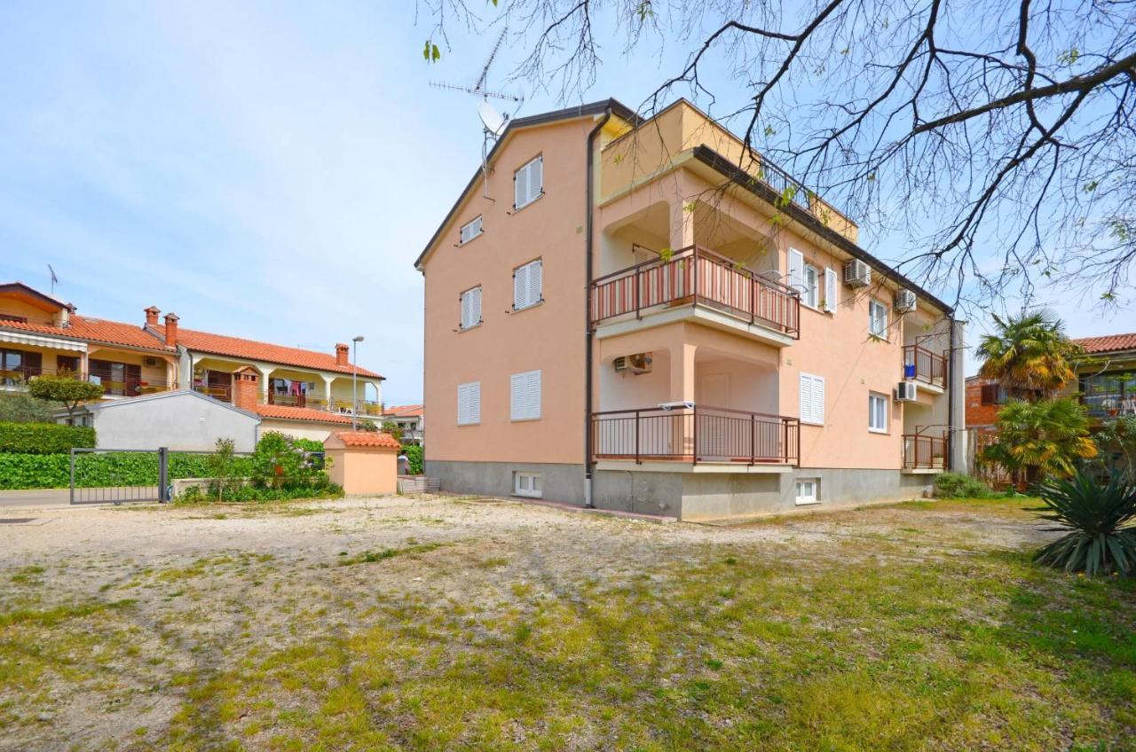 Apartment Labinjan Porec Exterior photo