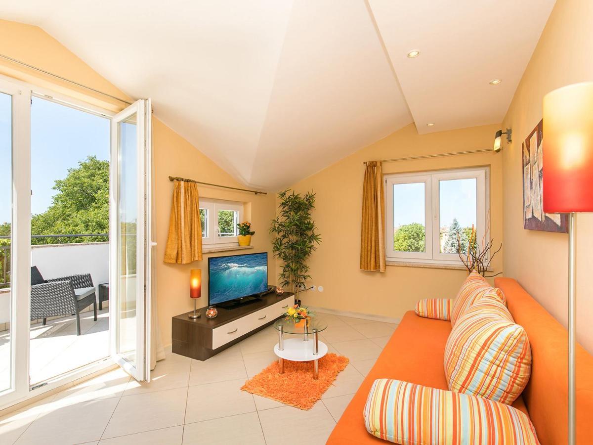 Apartment Labinjan Porec Exterior photo