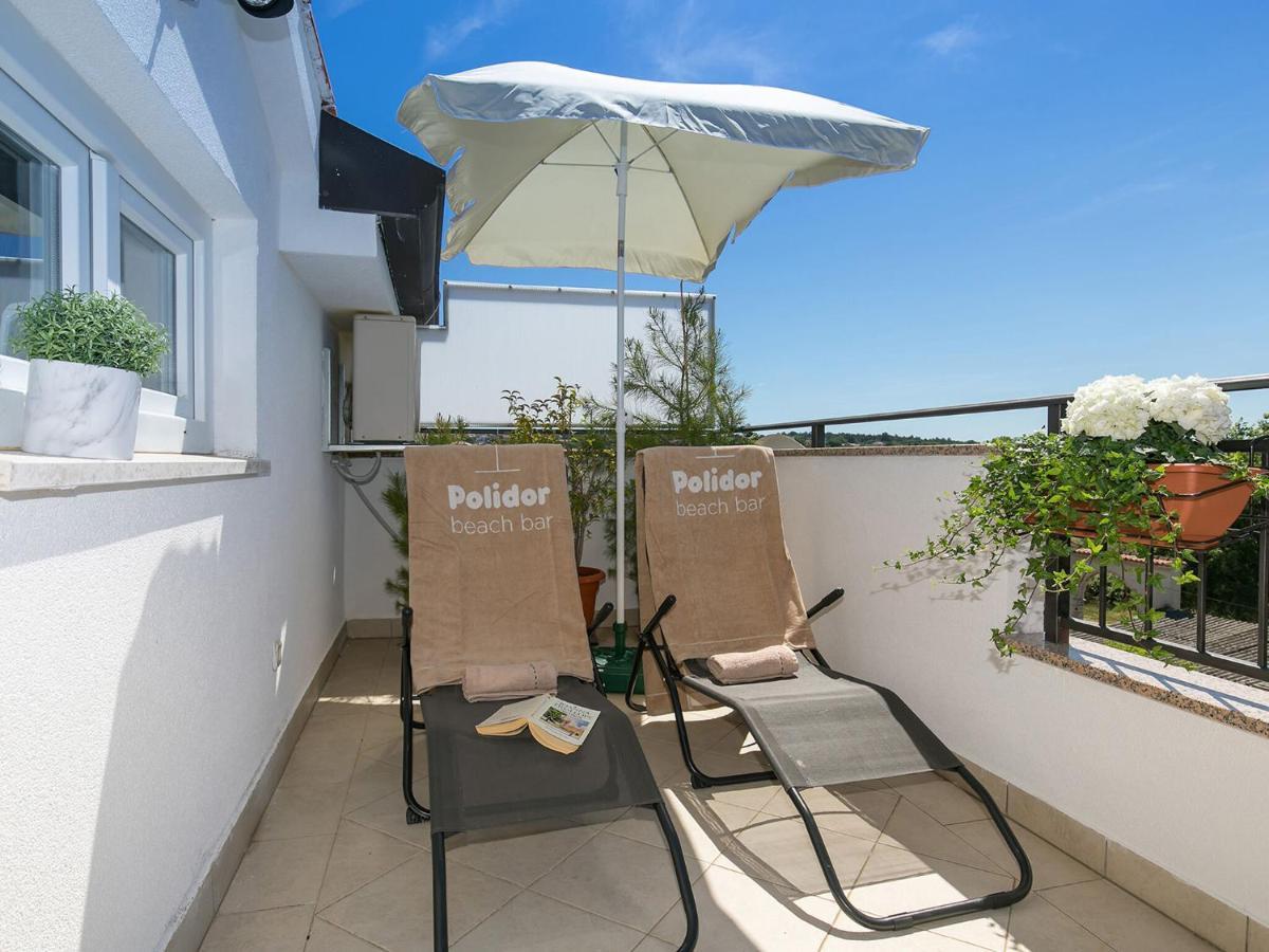 Apartment Labinjan Porec Exterior photo
